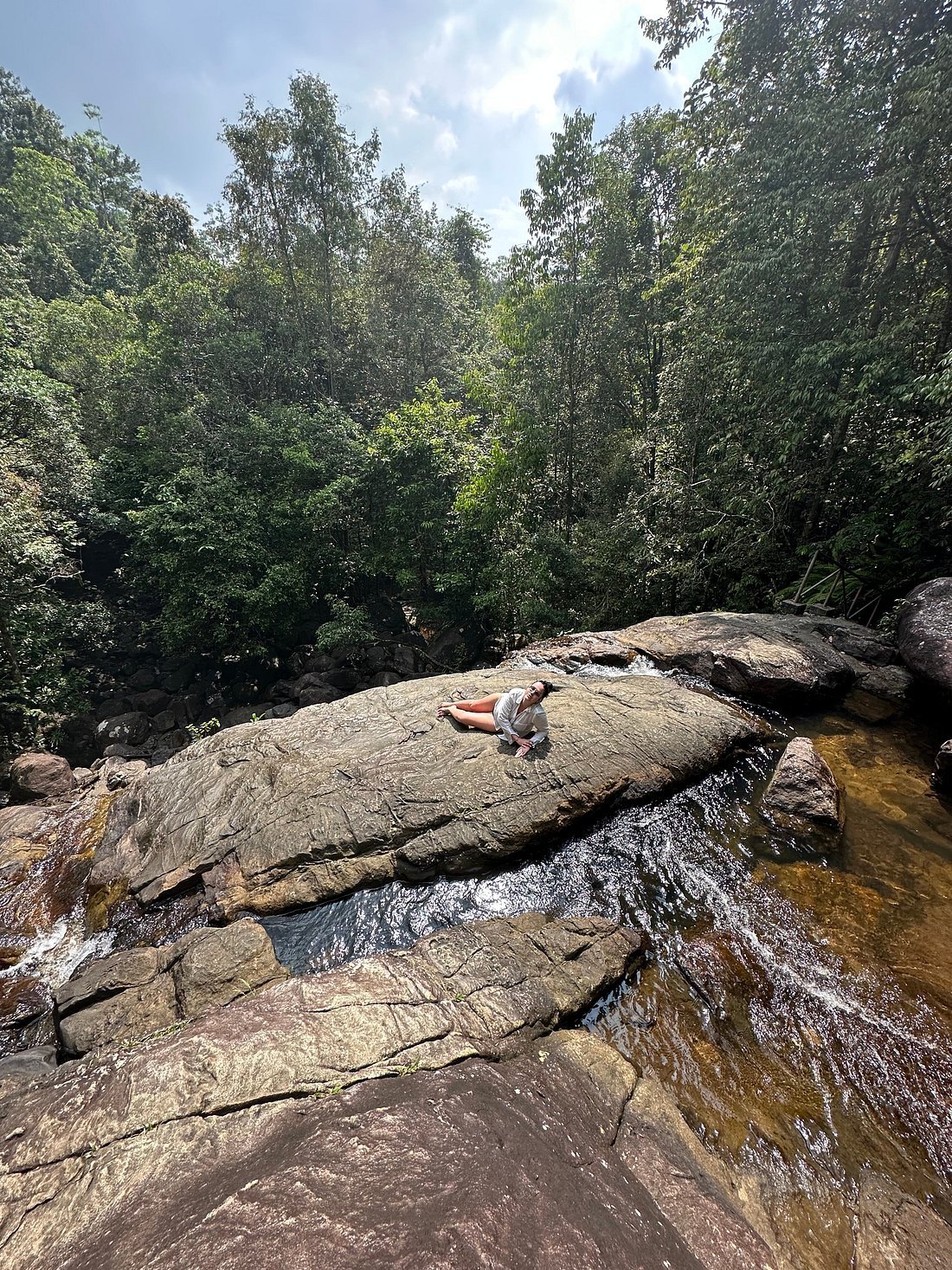 thudugala ella falls